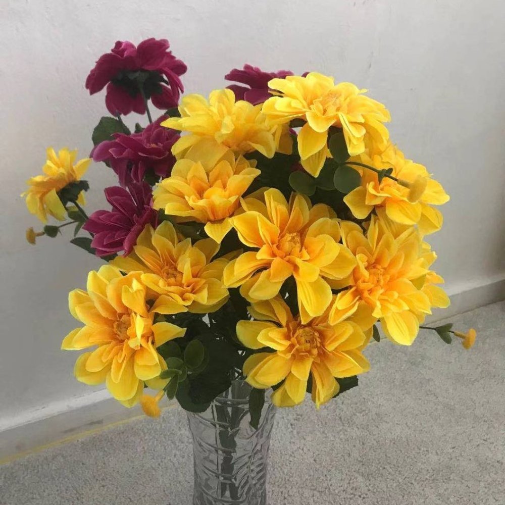 Artificial yellow chrysanthemum Flower Stem